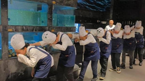 恒达社区:餐饮消防实战演练筑牢安全“防火墙”